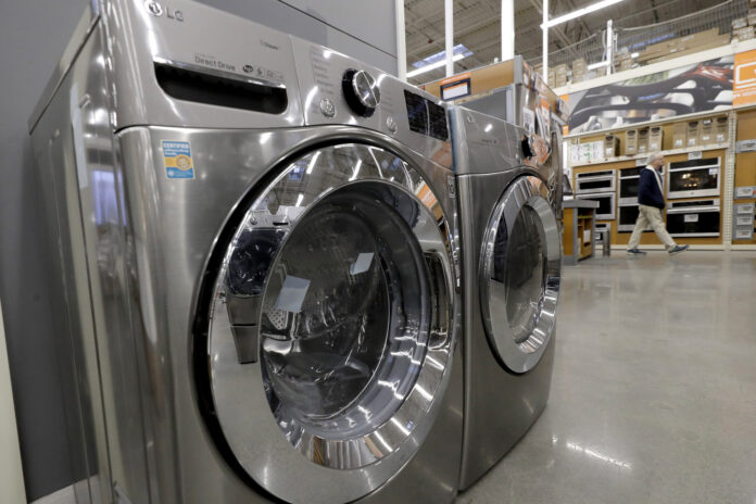 U.S. DURABLE GOOD orders rose 1.2% in February. / AP FILE PHOTO/STEVEN SENNE