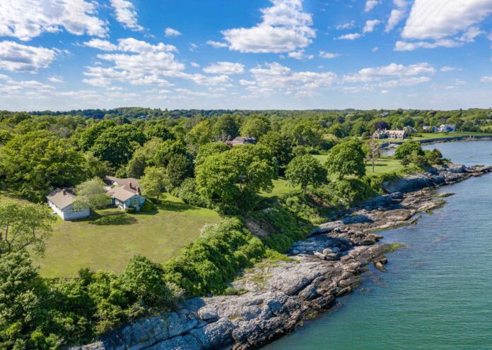 A CONTEMPORARY HOME called Daisyfield on 2.76 acres in Middletown sold recently for $3.2 million. / COURTESY LILA DELMAN REAL ESTATE