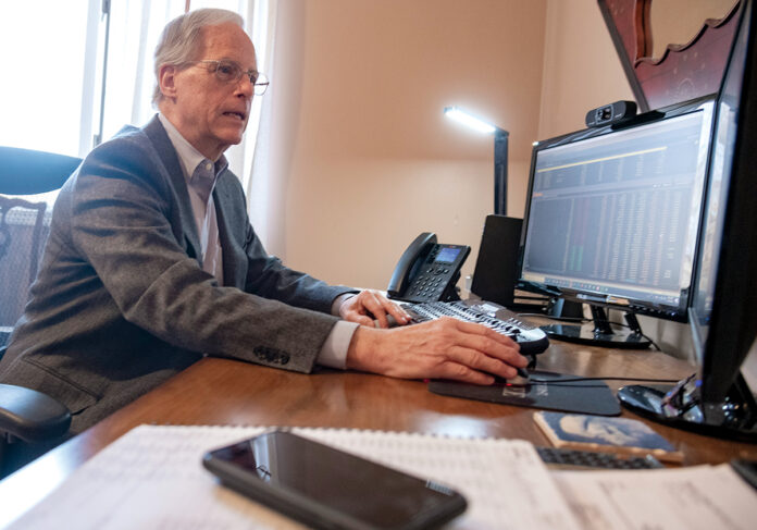 MODERATION: Ronald W. Kent Jr., president of Spinnaker Asset Management, recommends that less than 2% of a retail investor’s portfolio should go to cryptocurrency. / PBN PHOTO/
MICHAEL SALERNO MODERATION: Ronald W. Kent Jr., president of Spinnaker Asset Management, recommends that less than 2% of a retail investor’s portfolio should go to cryptocurrency. / PBN PHOTO/
MICHAEL SALERNO