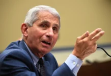 Fauci urges RWU grads to stand against disinformation
