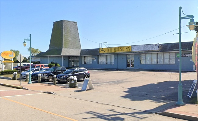 Lighthouse Inn