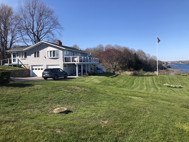 A RANCH-STYLE HOME at 73D Fire Lane Three in South Kingstown on Point Judith Pond recently sold for $2.95 million. / COURTESY RESIDENTIAL PROPERTIES LTD.