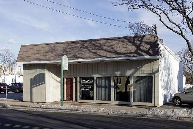 Former Deli Building Offices In Cranston Sell For 700 000   22 Rolfe Square 