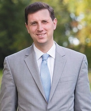 Democrat Seth Magaziner Wins 2nd Congressional Seat