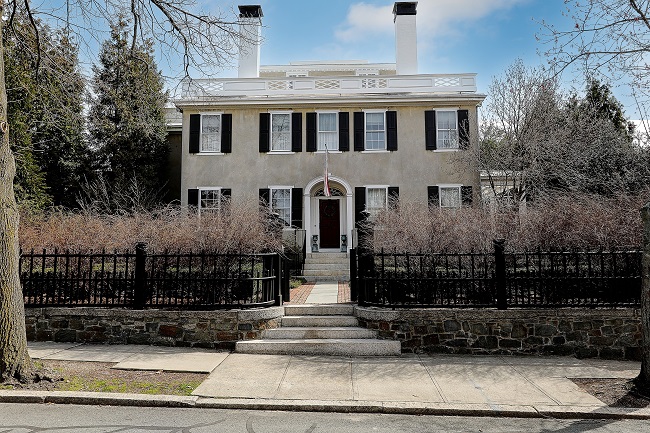 THE JOSEPH COOKE HOUSE, a historic home at 125 Hope St. in Providence, was recently purchased for $2.51 million by Brown University as a replacement for its provost’s residence. / COURTESY RESIDNETIAL PROPERTIES LTD.