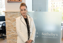 Judith Chace, of Mott & Chace Realty, helps people feel right at home FROM THE GROUND UP: Judith Chace, broker and co-owner of Mott & Chace Sotheby’s International Realty, started her agency along with Ray Mott a decade ago with only two other agents. Now, the agency has 140 agents and seven offices.
PBN PHOTO/TRACY JENKINS