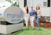 Head’s customer service goes beyond skin deep SOURCES OF COMFORT: Marisa Head, center, has built her North Attleborough business Marisa’s Skin Care LLC in nine years with the help of her two daughters, Stephanie Howard, left, and Rachel Howard.
COURTESY JESSIE WYMAN PHOTOGRAPHY