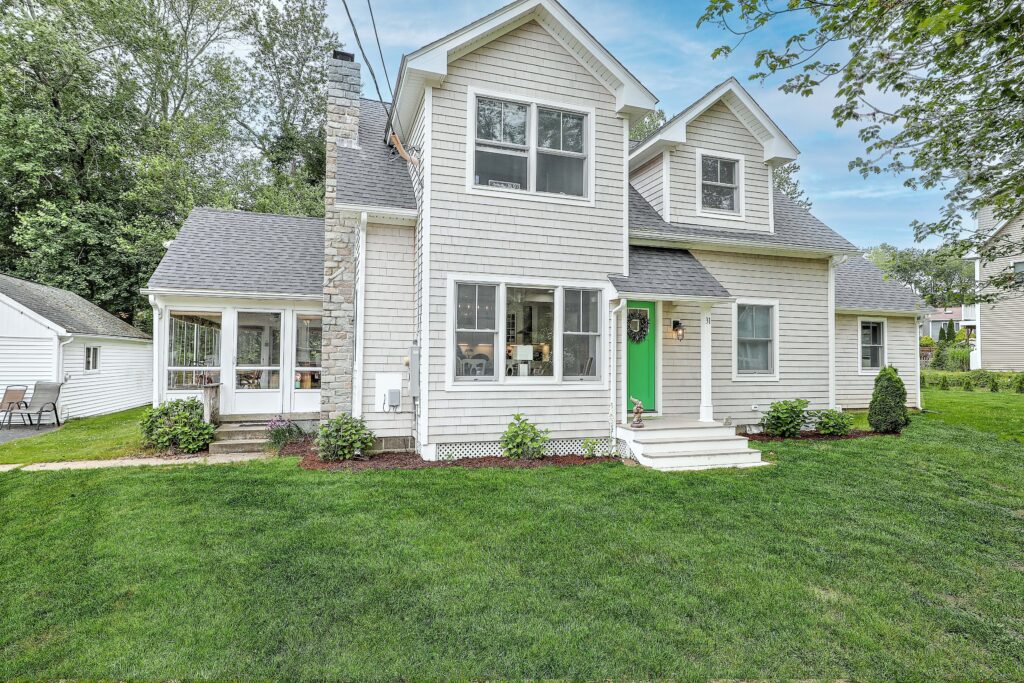 Narragansett home sells for 1.3M, largest residential transaction of