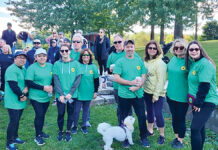 At Groov-Pin, a well-conditioned lifestyle gets employees into a ‘Groov’ SUPPORTING MENTAL HEALTH: Employees for Groov-Pin Corp. in Smithfield gather for the 2022 National Alliance of Mental Illness Rhode Island’s NAMI Walk at Roger Williams Park in Providence.
COURTESY GROOV-PIN CORP.