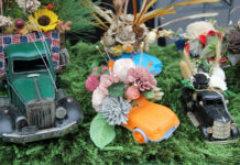ANTIQUE CAR ORNAMENTS will be among the many crafts for sale at the Friends of the Warwick Animal Shelter's ninth annual Crafting for Critters Fall Bazaar on Oct. 14 at the Airport Professional Park in Warwick. / COURTESY FRIENDS OF THE WARWICK ANIMAL SHELTER