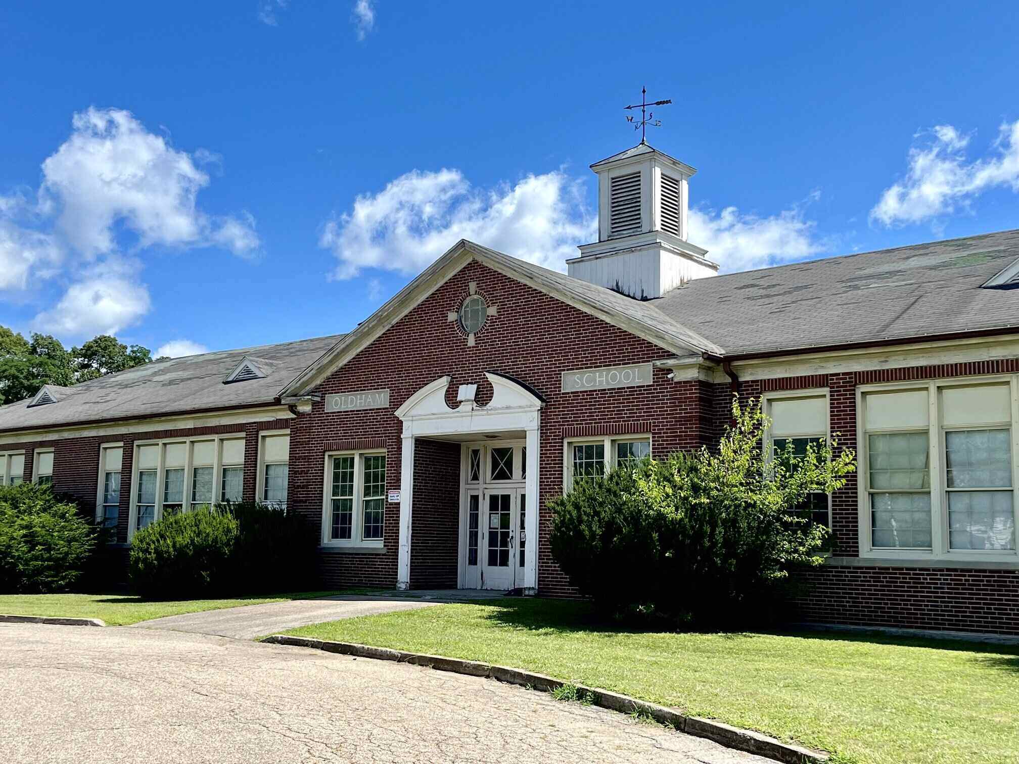 E.P. gets 200K for smallbusiness incubator