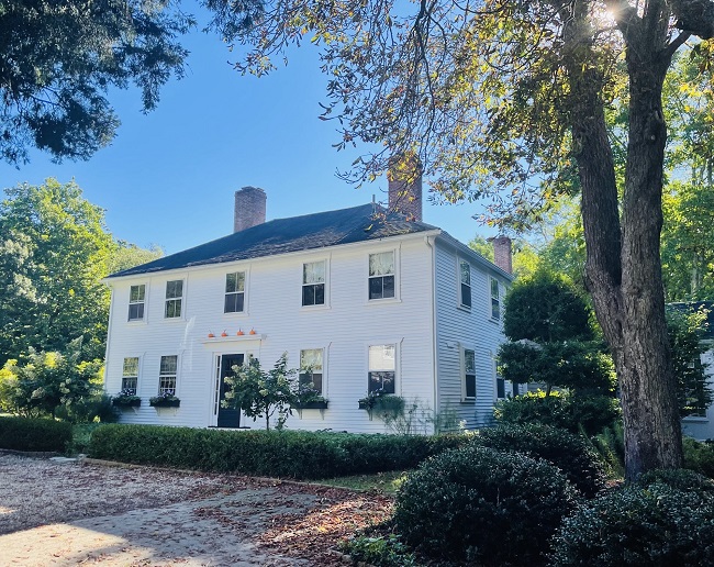 A HOME IN LITTLE COMPTON at 11 Brookside Lane was recently sold for $1.6 million, making it the highest-priced home sale of the year in the town’s Adamsville neighborhood. / COURTESY RESIDENTIAL PROPERTIES LTD.