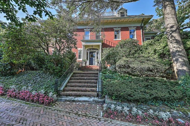 Freeman House sells for $2.8M in Providence