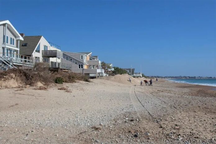 State lawmakers form 9-member commission to study beach erosion