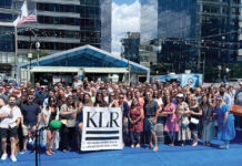 Kahn, Litwin, Renza & Co. Ltd. TAPPED IN: Kahn, Litwin, Renza & Co. Ltd. employees gather for a summer outing at Cisco Brewers Seaport in Boston.
COURTESY KAHN, LITWIN, RENZA & CO. LTD.