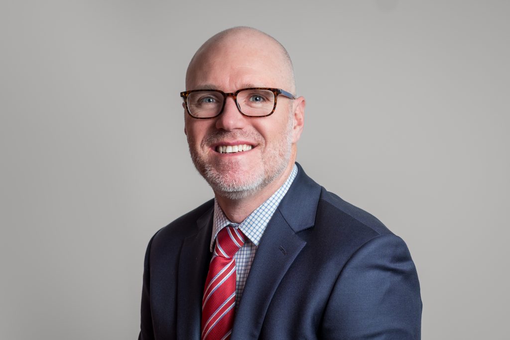 Knychalski Joins Whelan Corrente & Flanders LLP as Corporate Partner
