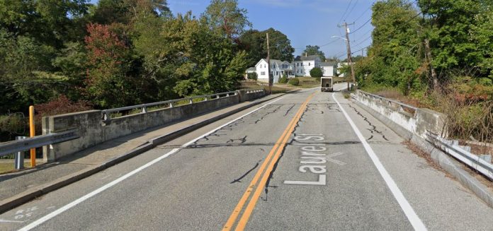 Laurel St Bridge