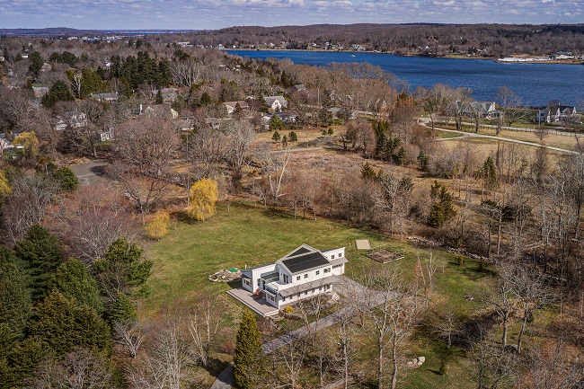 263 Indian Point Road