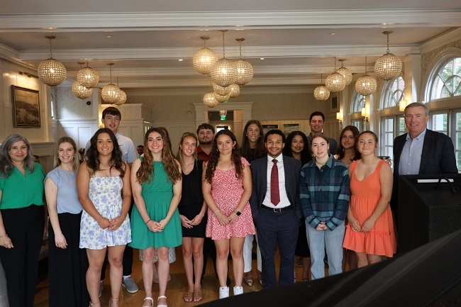 Centreville Bank scholarship recipients