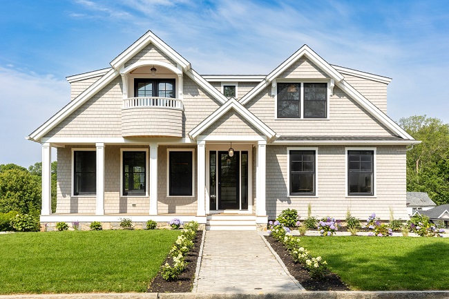 35 Coggeshall Ave.