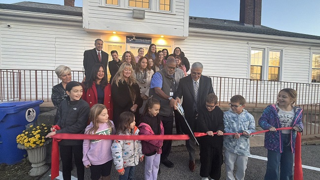 East Bay Health Center ribbon-cutting