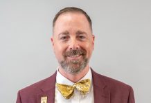 RIC Foundation director receives Meritorious Service Award from Hartwick College
Eric T. Shoen