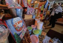 More thrifting and fewer returns, the early trends that defined shopping this holiday