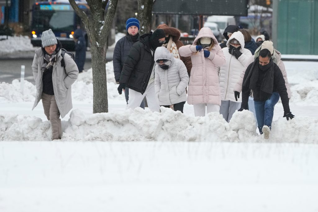 Blizzard warnings send East Coast scrambling; McKee declares state of ...