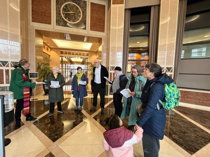 Police respond after anti-ICE protesters enter Citizens Bank lobby...