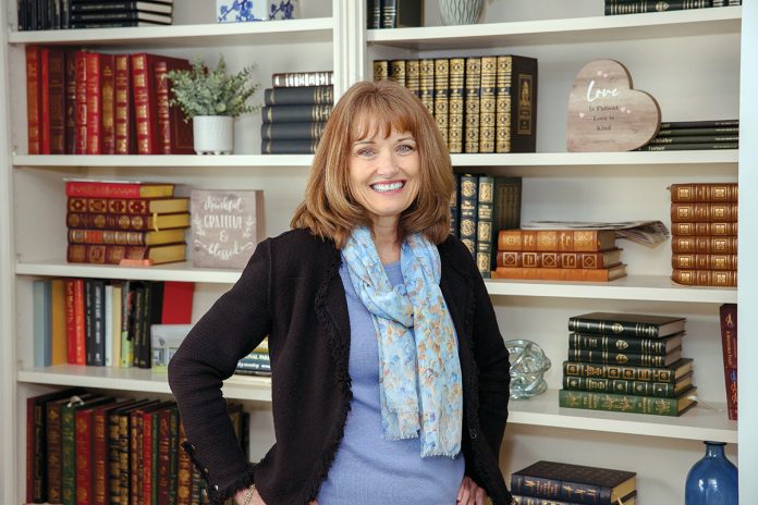 Elizabeth Russell / PBN PHOTO/TRACY JENKINS