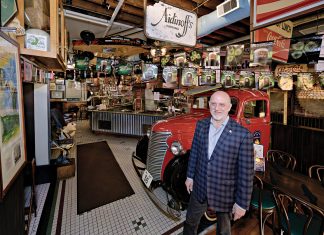 CALLING  THE SHOTS: Nicholas Schorsch visits The Brick Alley Pub & Restaurant in Newport. Schorsch is CEO of the Heritage Group, which has purchased two dozen Rhode Island restaurants in recent years, including the Brick Alley Pub.  PBN PHOTO/ MICHAEL SALERNO