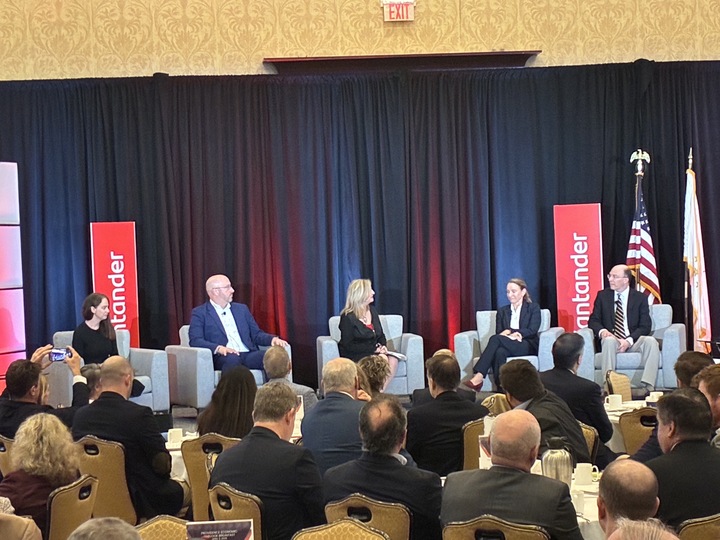 R.I. business leaders express confidence during annual chamber outlook...