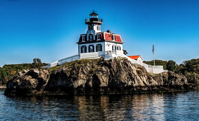 Friends of Pomham Rocks Lighthouse