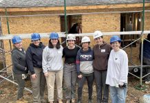 Shawmut Design and Construction TEAM PLAYERS: Shawmut Providence staffers are on the job at a local construction site.
COURTESY SHAWMUT DESIGN AND CONSTRUCTION