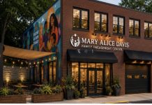 Viola Davis’ foundation donates $1.2M for community hub in Central Falls ACADEMY AWARD-WINNING actress Viola Davis and her husband, producer and actor Julius Tennon, have donated $1.2 million through their foundation to build a community hub in Central Falls. / COURTESY THE DAVIS-TENNON FOUNDATION