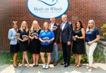 Centreville Bank employees donate gas cards to Meals on Wheels