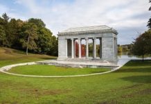 Washington Trust sponsors Aug. 5 Summer Pops concert in Providence