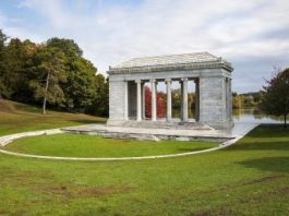 Washington Trust sponsors Aug. 5 Summer Pops concert in Providence