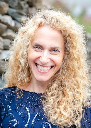 Laura R. Stroud