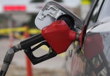 R.I., Mass. gas prices rise as U.S. war with Iran continues THE AVERAGE weekly price of self-serve, regular unleaded gasoline in Rhode Island increased 10 cents to $4.04 per gallon, AAA Northeast said Monday. / AP FILE PHOTO/DAVID ZALUBOWSKI