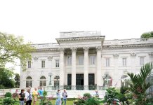 VISITORS STROLL the grounds at Marble House during a previous summer. Some tourism officials say its too easy to say how successful the 2026 high season has been. / PBN FILE PHOTO/DAVID HANSEN