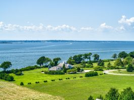 Poppasquash Neck waterfront home sells for $4.3M