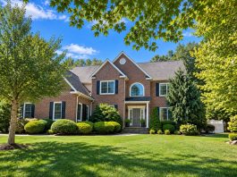 Cumberland custom home sells for $1.4M