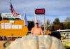R.I. man sets world record for heaviest pumpkin