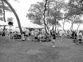 Colt State Park in Bristol and other state parksare popular sites for company gatherings. Colt State Park in Bristol and other state parks<br>are popular sites for company gatherings.
