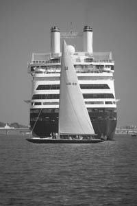 <b>TALL SHIPS:</b> Despite the visual impact of cruise lines, the number of visitor's is <b>TALL SHIPS:</b> Despite the visual impact of cruise lines, the number of visitor's is