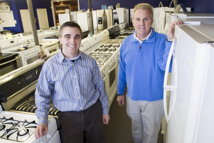 DAVID AND MARK EXTER, of S & W Television & Appliance Co., are taking on the big retail stores like Wal-Mart and Best Buy, not only with their prices, but with the personal touches the big stores can't provide. / DAVID AND MARK EXTER, of S & W Television & Appliance Co., are taking on the big retail stores like Wal-Mart and Best Buy, not only with their prices, but with the personal touches the big stores can't provide. /