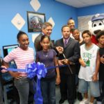 GTECH opens media lab for West End schoolkids FROM LEFT, Bob Vincent, vice president of corporate communications for GTECH, Councilman Leon Tejada, Mayor David N. Cicilline, Pawtucket Red Sox player Bobby Scales and GTECH spokeswoman Elena Lupinacci with some students.