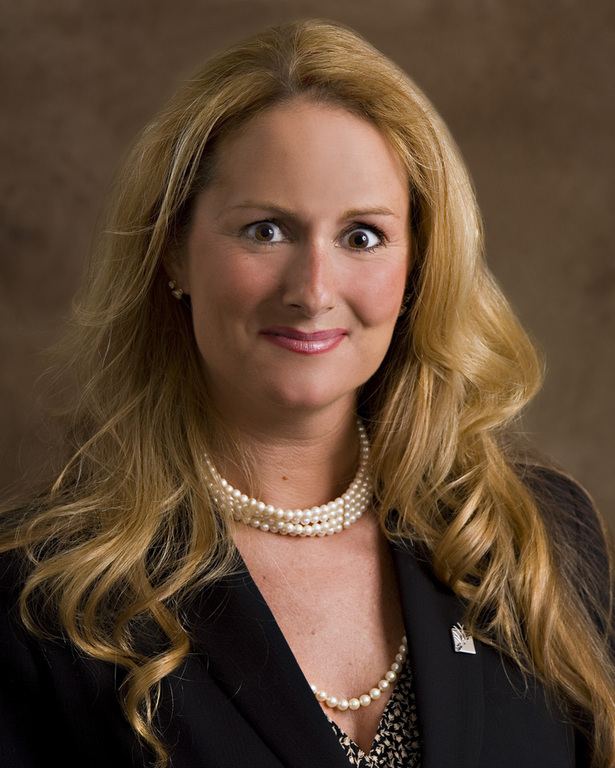 Traci Holmes / Traci Holmes /