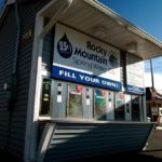 ROCKY MOUNTAIN sells water at 25 cents/gallon at roadside kiosks in Pawtucket, Lincoln and several southastern Massachusetts communities, including Swansea. Just remember to bring a bottle. / 